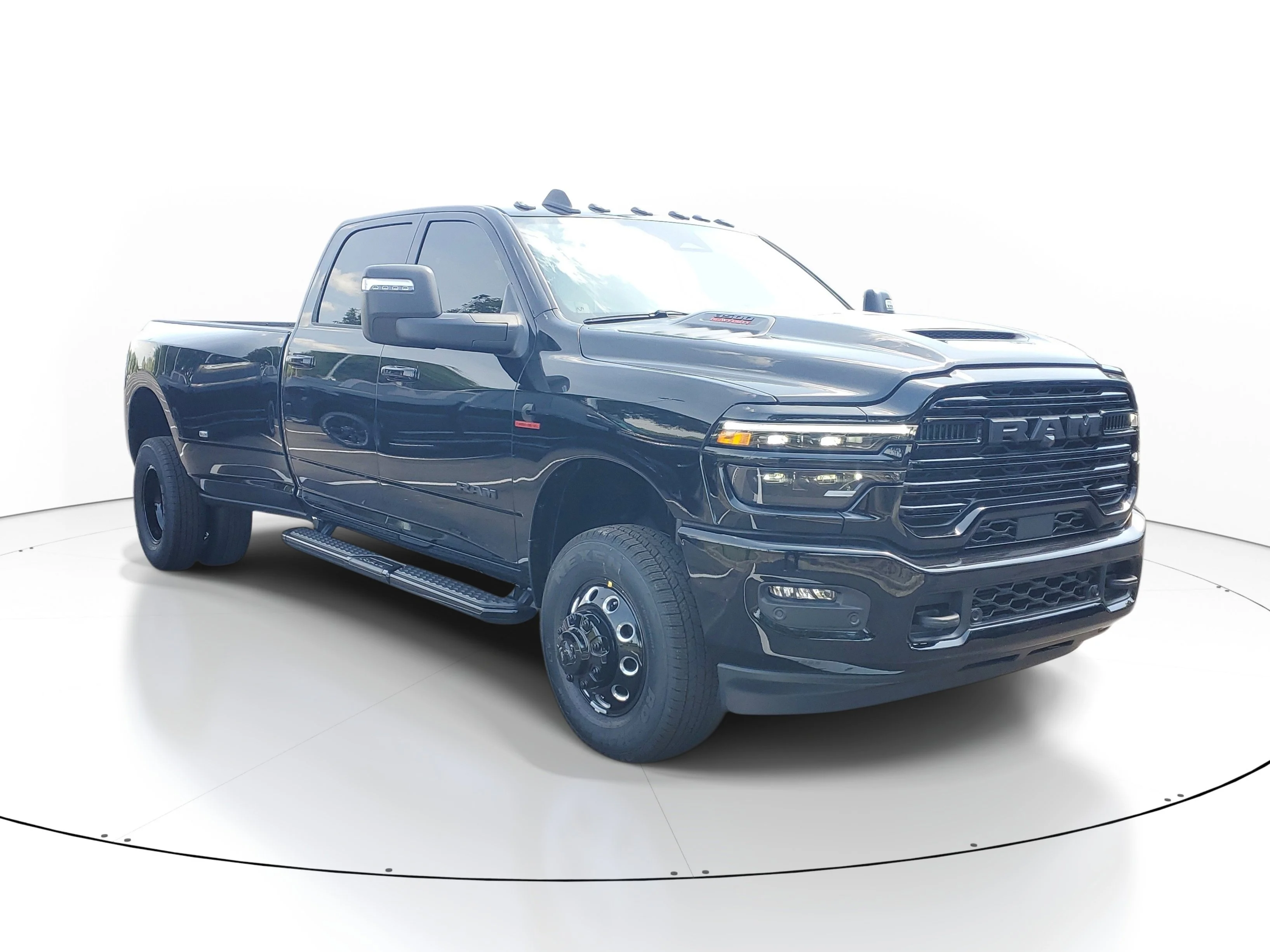 2026 RAM 3500 Laramie 4X4 Crew Cab LWB's photo
