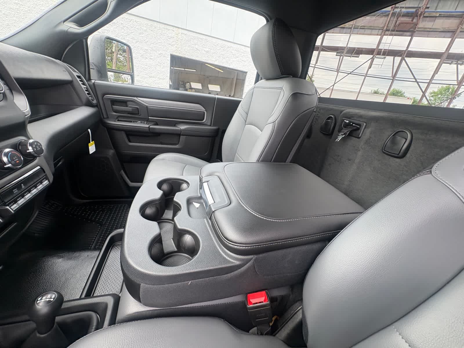 2024 RAM Ram 2500 Pickup Tradesman - Photo 30