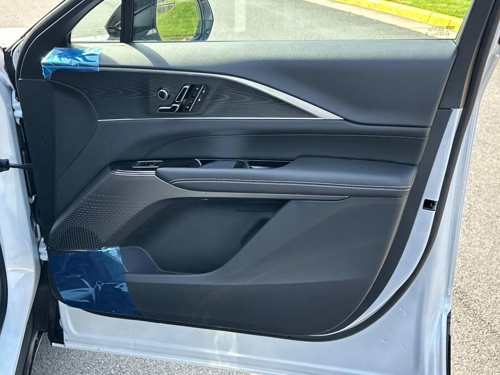 2025 Cadillac LYRIQ Sport 1 - Photo 8
