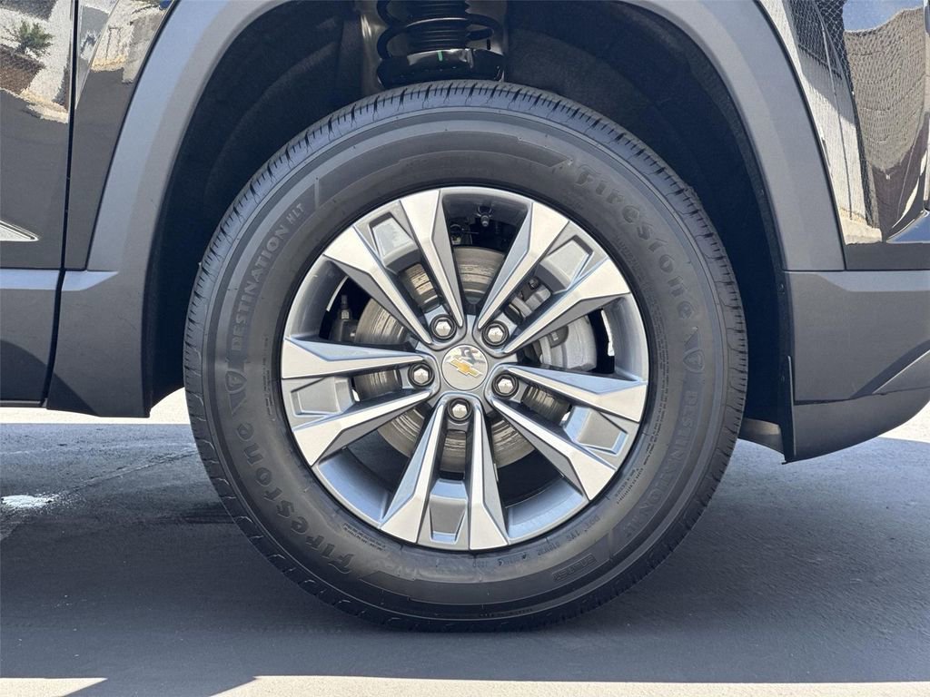 New 2026 Mosaic Black Metallic Chevrolet LT image 33