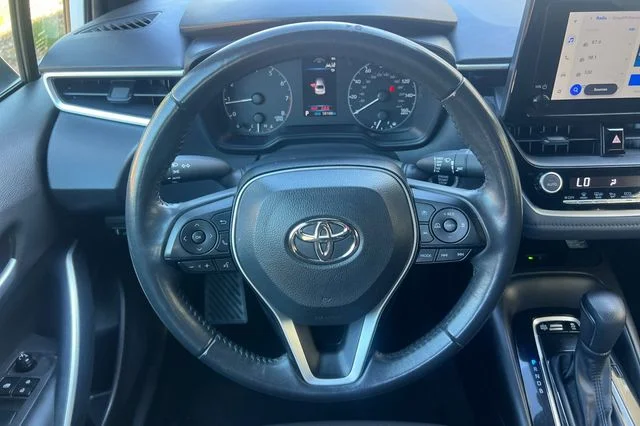 Used 2024 Ice Toyota SE image 16