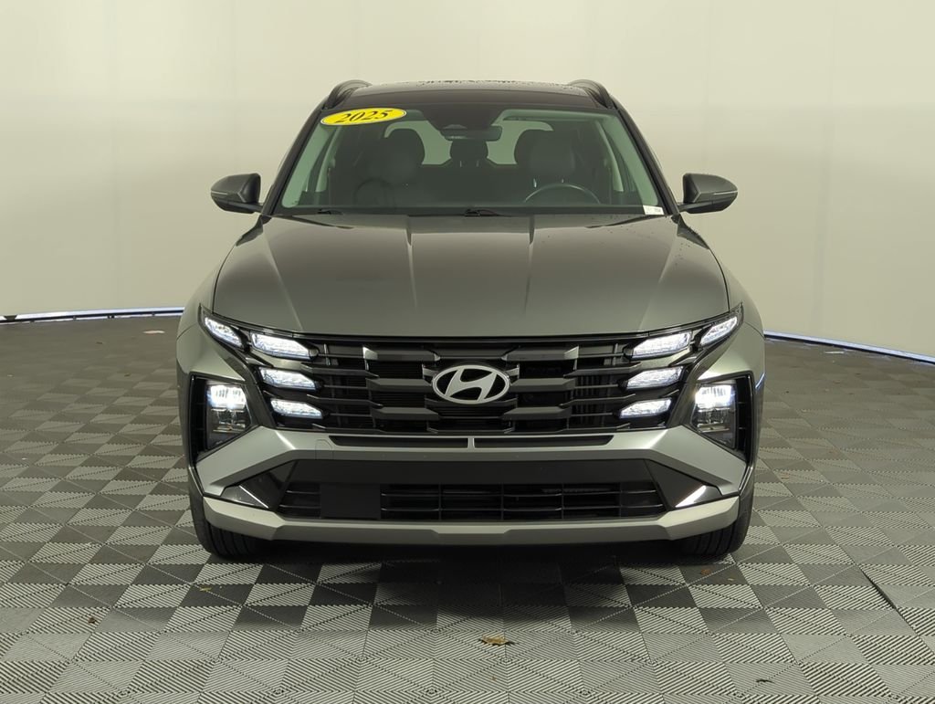 Used 2025 Gray Hyundai SEL Convenience image 9