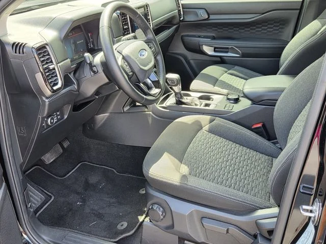 Used 2024 Black Ford XLT image 10