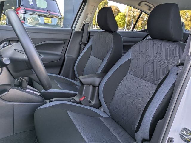 2025 Nissan Versa Sedan SV - Photo 19