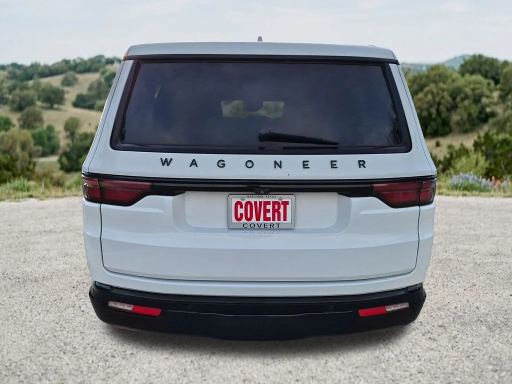 Used 2023 White Jeep Base image 9