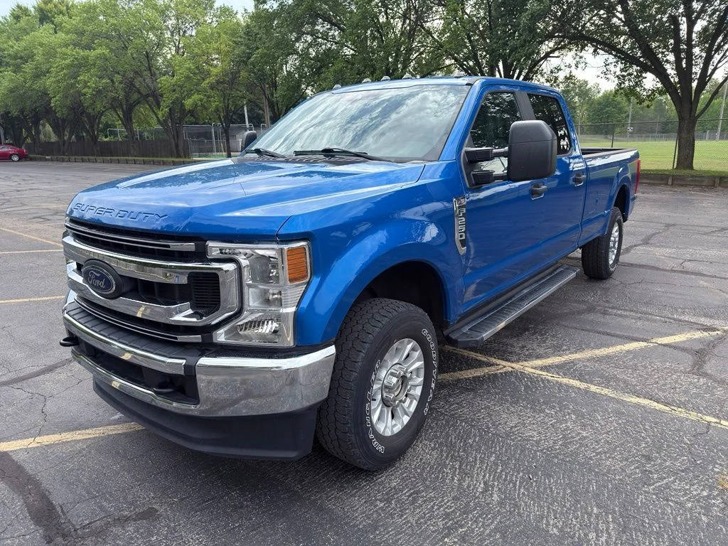 Used 2021 Blue Ford XL image 15