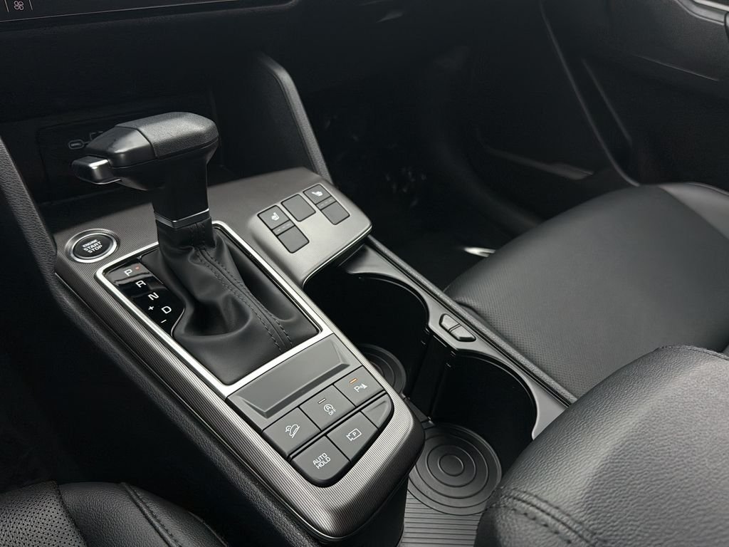 Used 2026 Glacial White Pearl Kia EX image 14