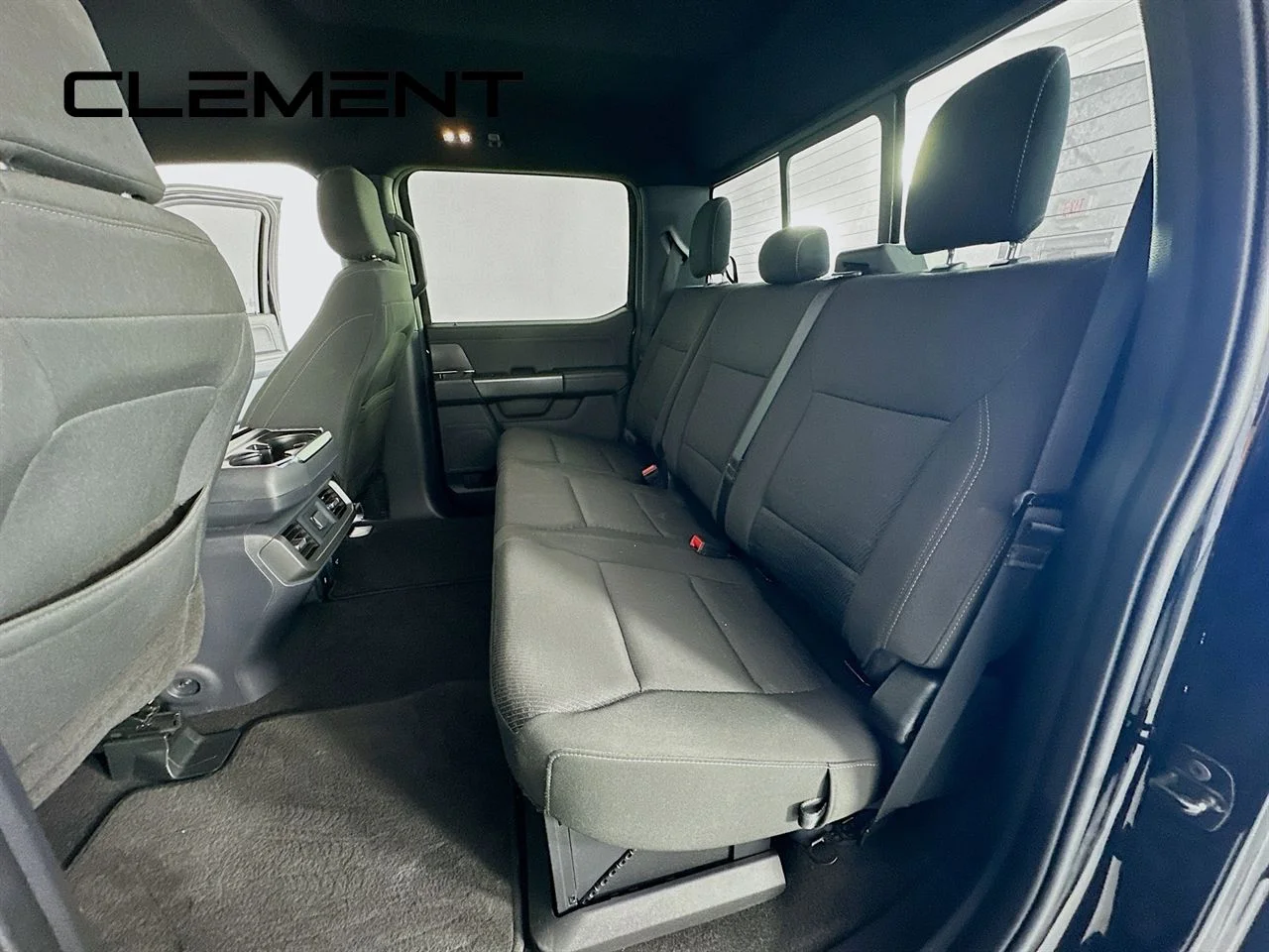 Used 2024 Black Ford XLT image 31