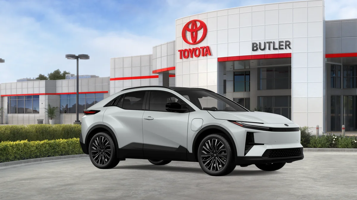 New 2026 Wind Chill Pearl Toyota XSE image 72