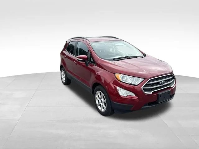 Used 2020 Red Ford SE image 4