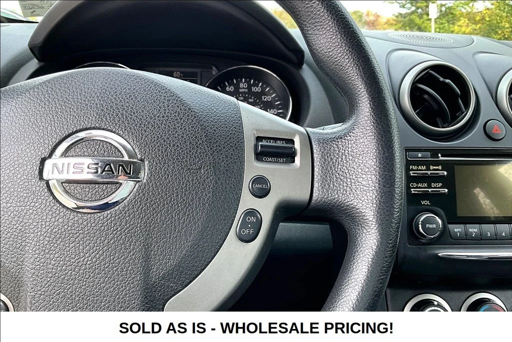 Used 2013 Black Nissan SV image 14