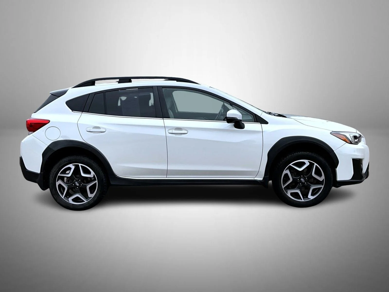 Used 2019 White Subaru 2.0i Limited image 4