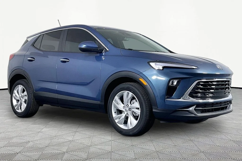 New 2026 Ocean Blue Metallic Buick Preferred image 3