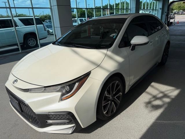Used 2020 White Toyota XSE image 3