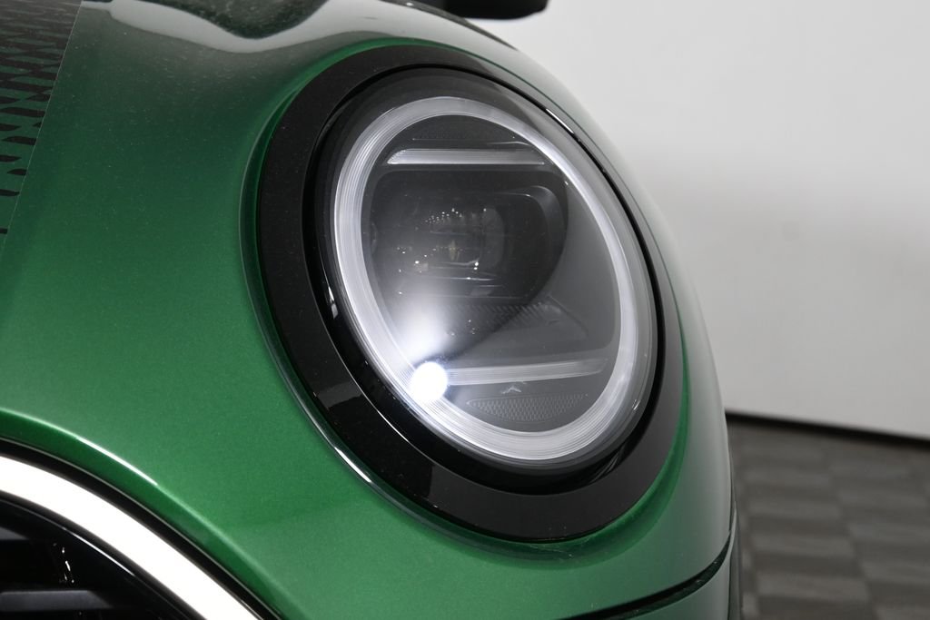 New 2026 Green MINI Iconic image 11