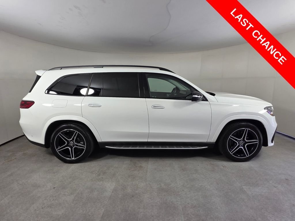 Certified Used 2025 Black Mercedes-Benz GLS 450 image 3