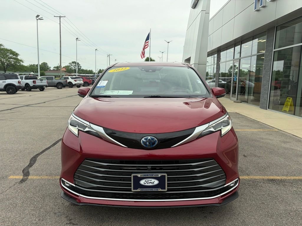 Used 2022 Ruby Flare Pearl Toyota Platinum image 32