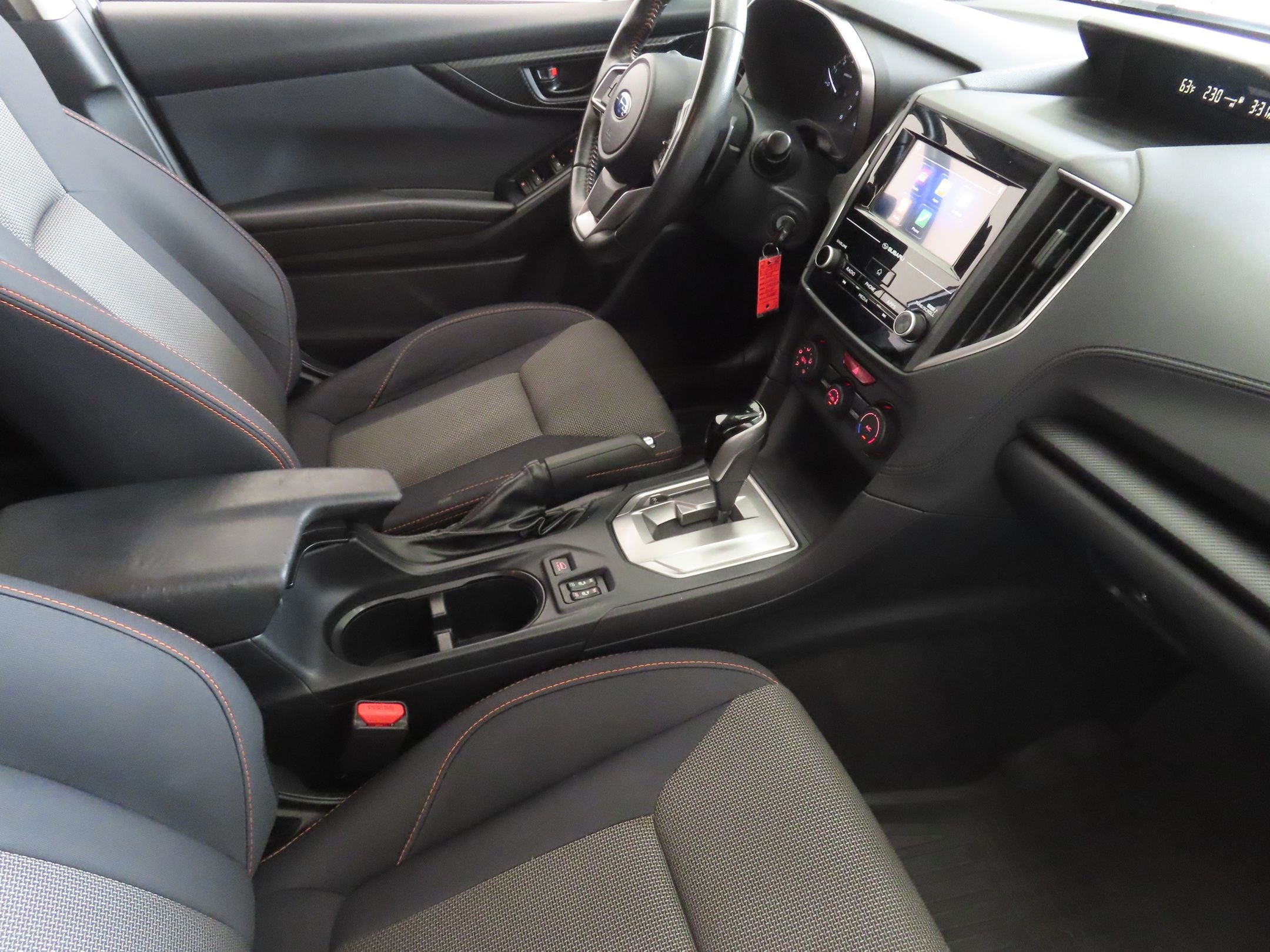 Used 2018 Silver Subaru 2.0i Premium image 22