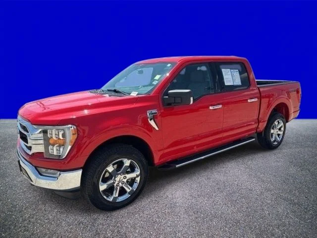Used 2023 Red Ford XLT image 3