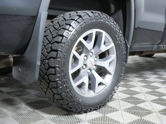 Used 2016 Black GMC SLT image 7