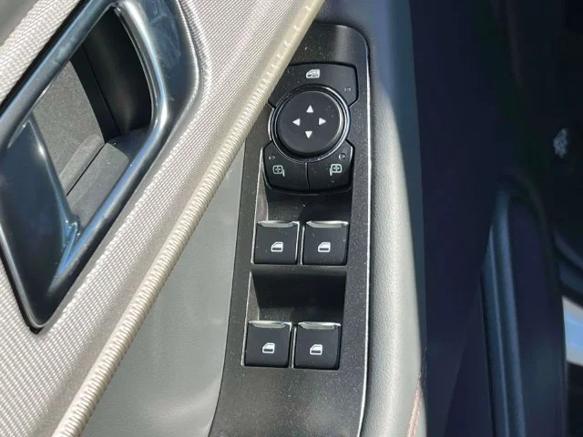 New 2026 Star White Metallic Tri-Coat Ford Active image 21