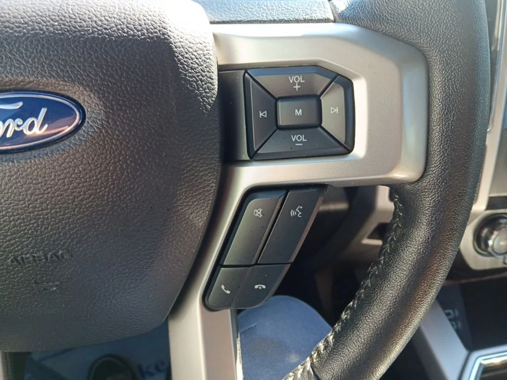 Used 2019 Black Metallic Ford Lariat image 22