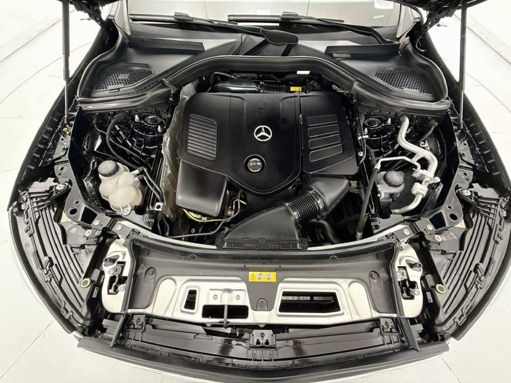 Used 2026 Black Mercedes-Benz GLC 300 image 27