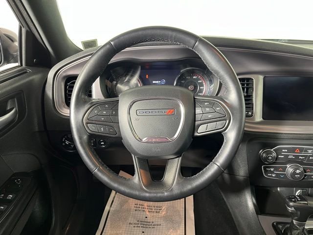 Used 2023 Black Dodge SXT image 20