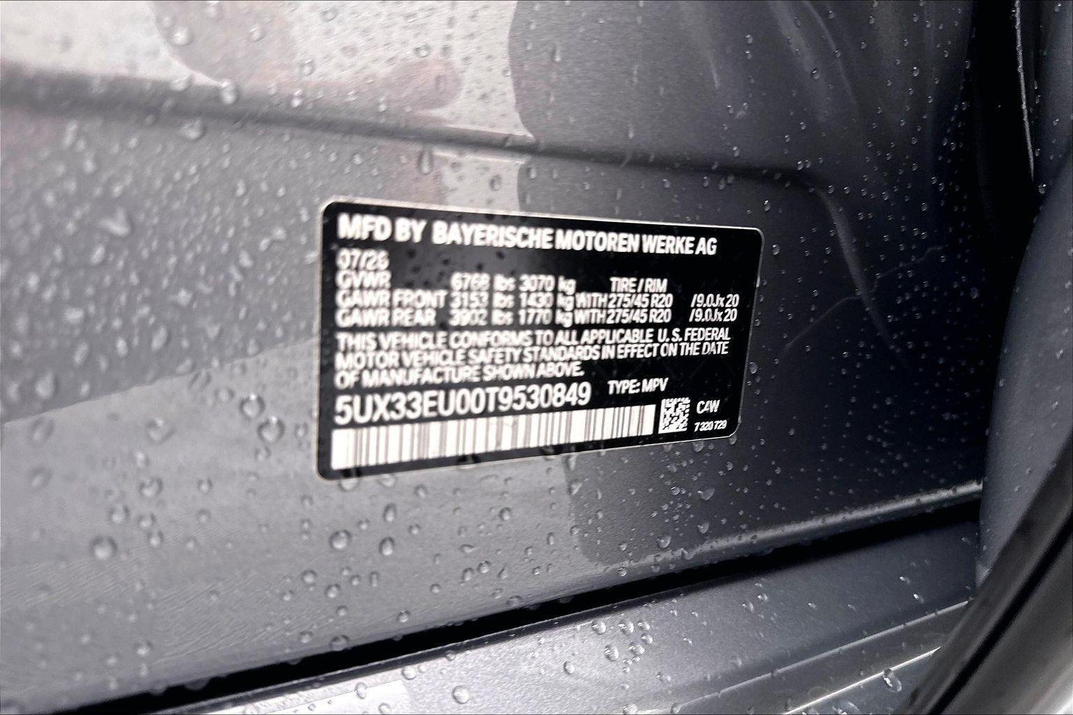 New 2026 Skyscraper Grey Metallic BMW M60i image 27