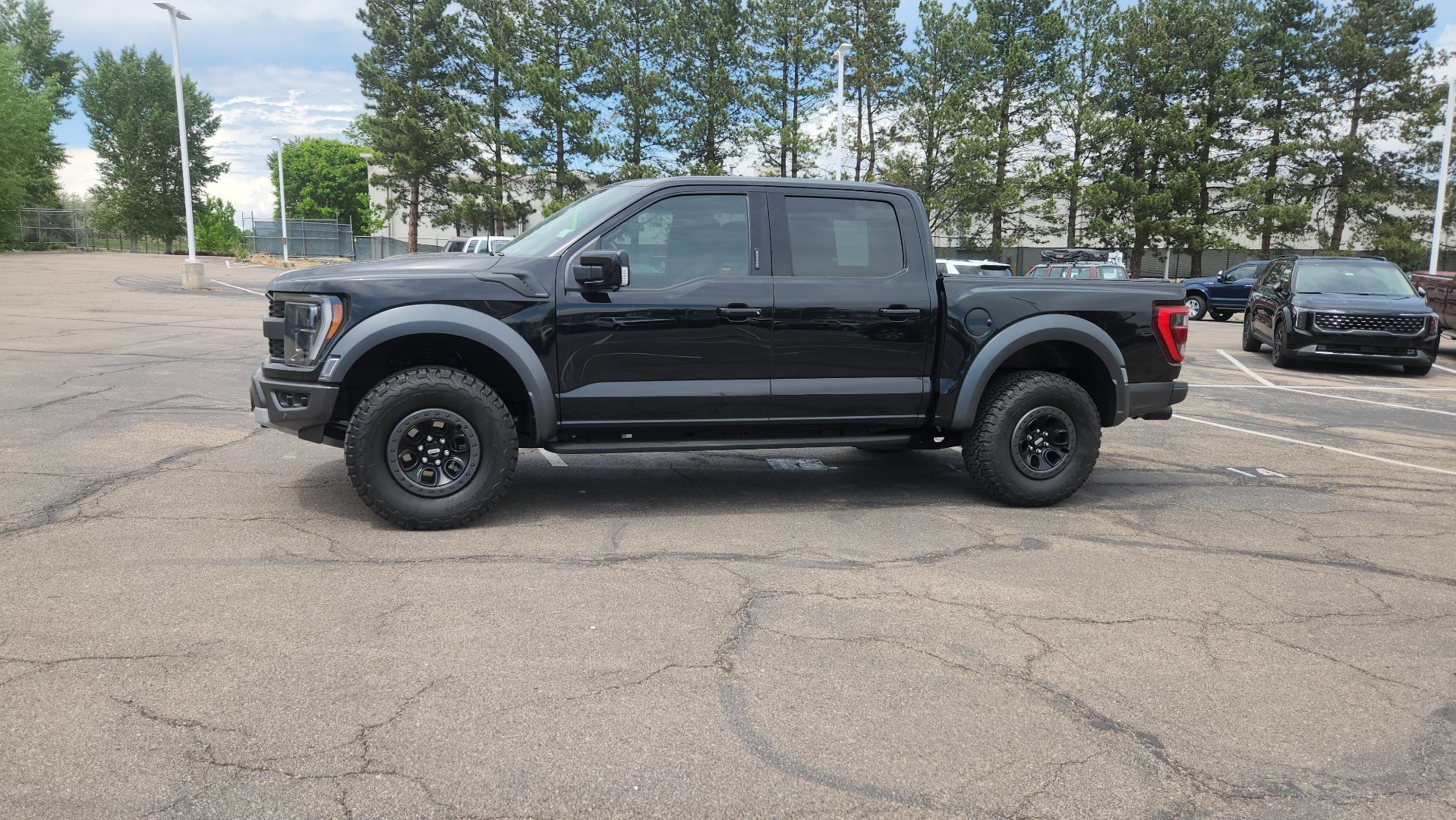 Used 2022 Black Metallic Ford Raptor image 5