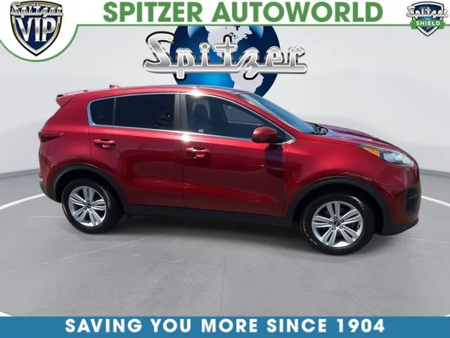 Used 2017 Red Kia LX image 10