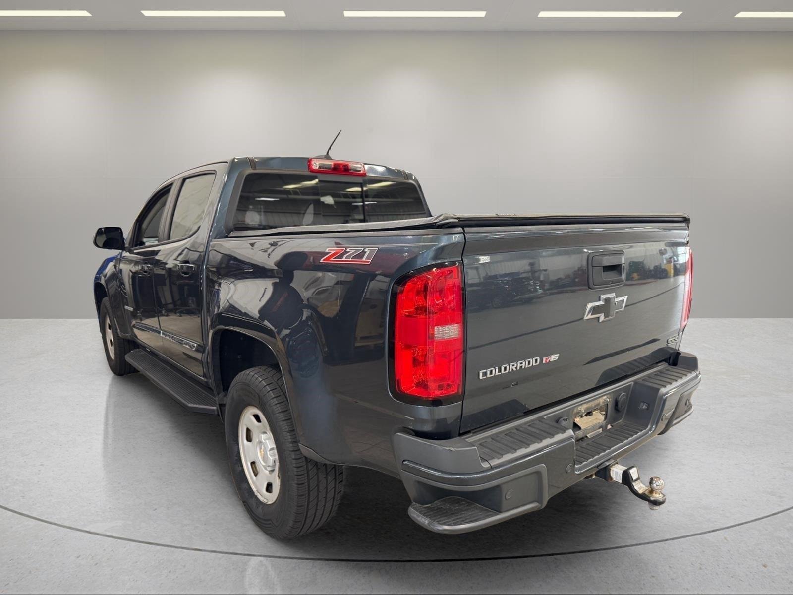 Used 2020 Shadow Gray Metallic Chevrolet 2WD Z71 image 7