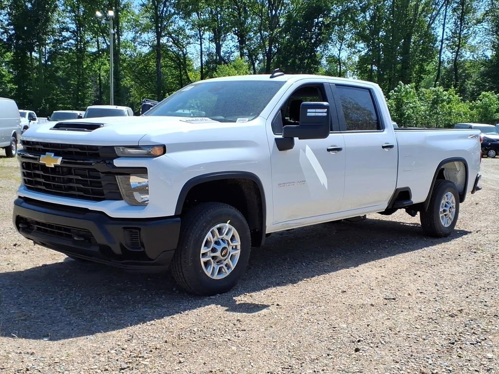 New 2026 Summit White Chevrolet WT image 8