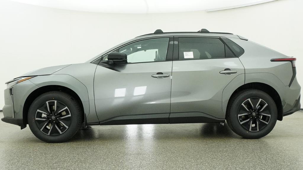 New 2026 Heavy Metal Toyota XLE image 20