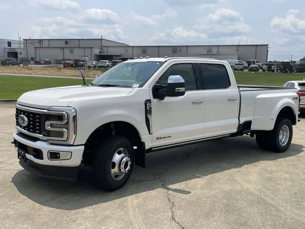 New 2026 White Ford Platinum image 7