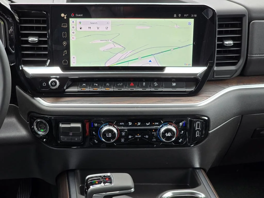 2026 GMC Sierra 1500 SLT - Photo 18