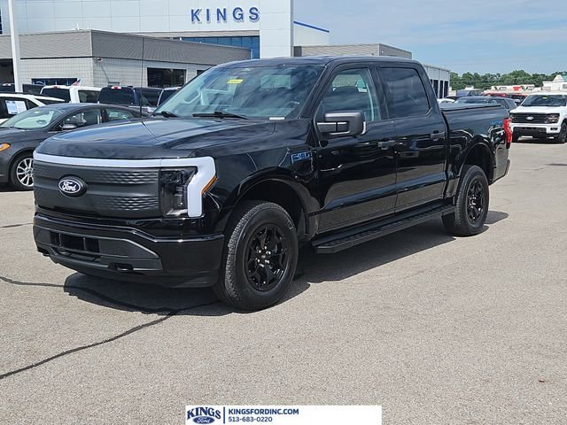 Certified Used 2025 Agate Black Metallic Ford XLT image 1