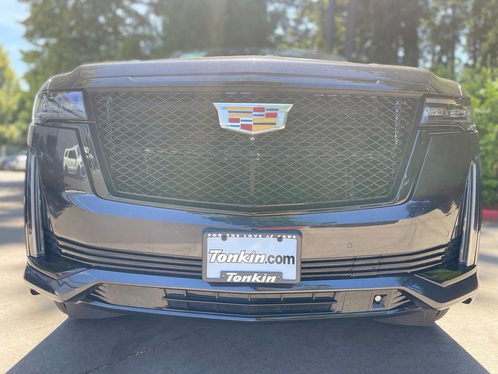 Used 2022 Black Cadillac Sport Platinum image 8