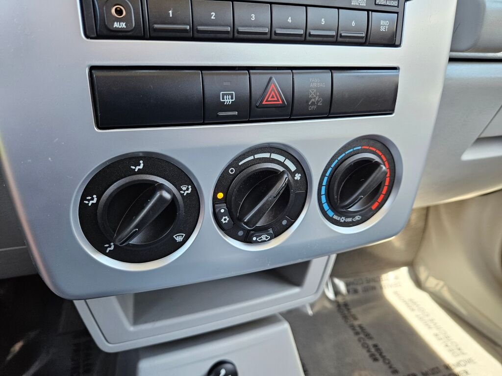 Used 2009 Bright Silver Metallic Clear Coat Chrysler LX image 24
