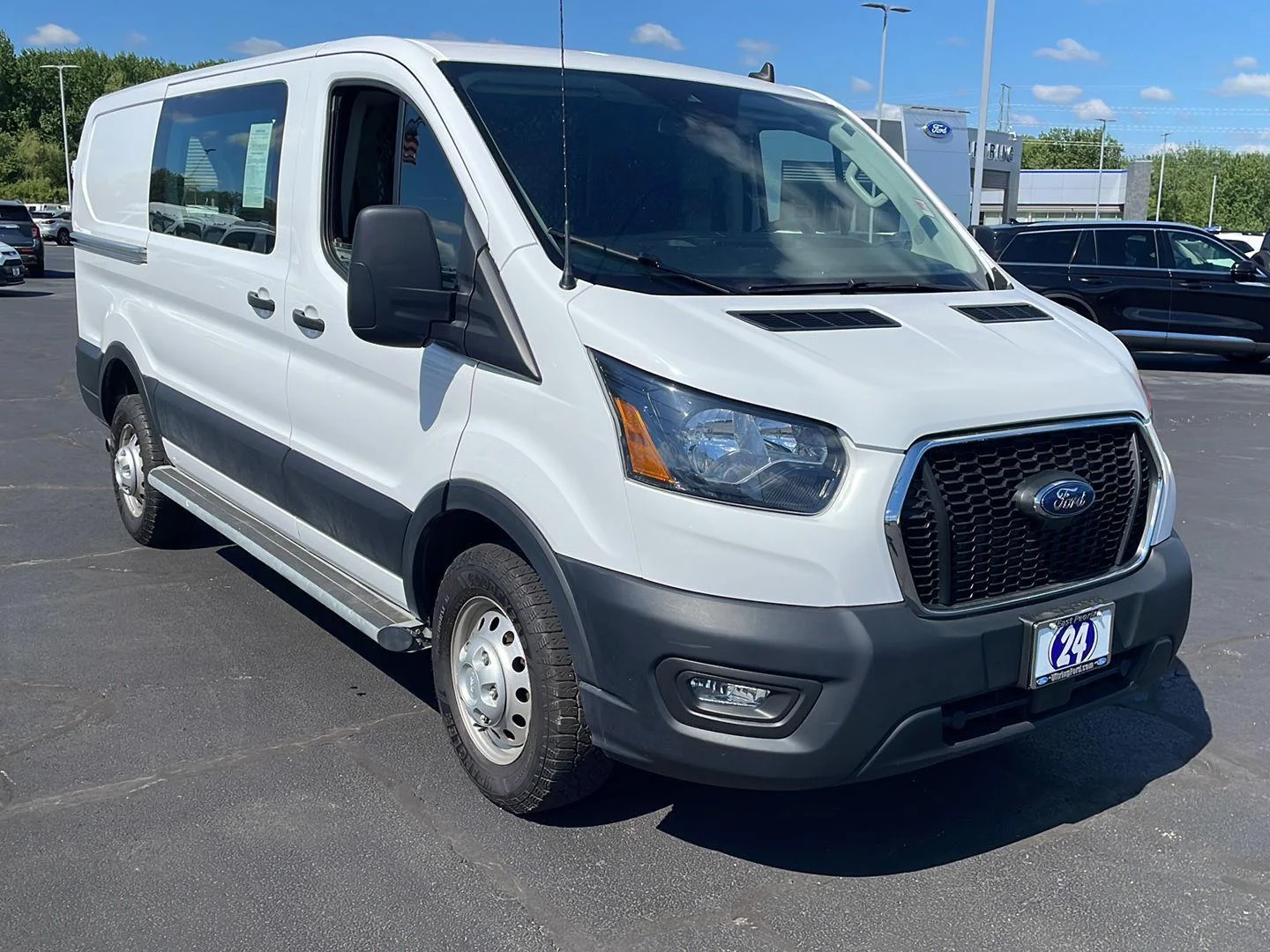 Used 2024 Oxford White Ford 250 image 7