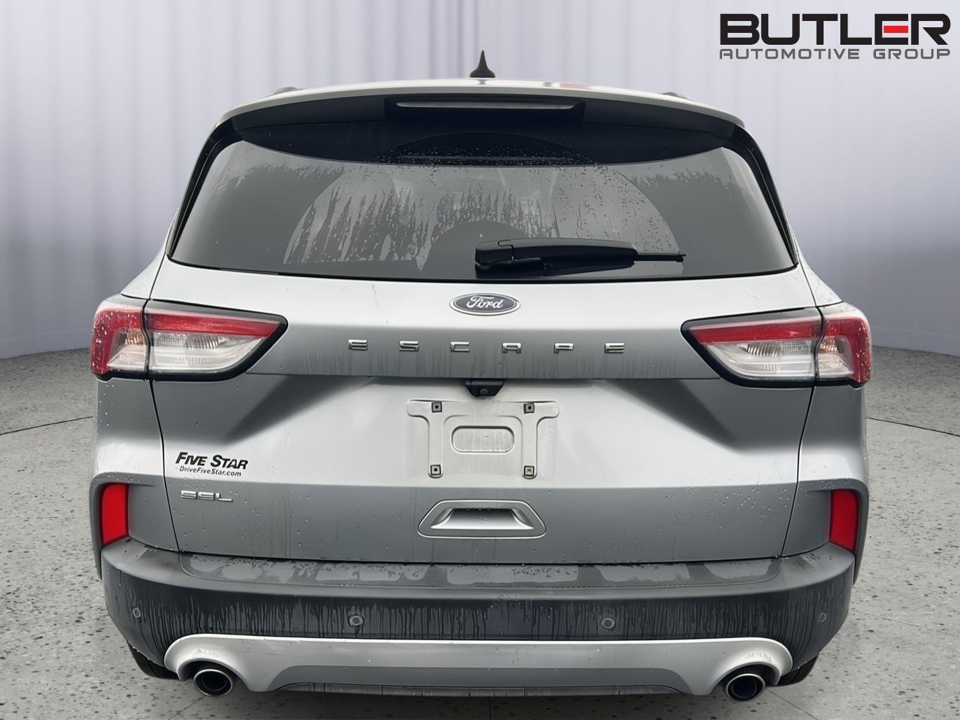 Used 2022 Iconic Silver Ford SEL image 4
