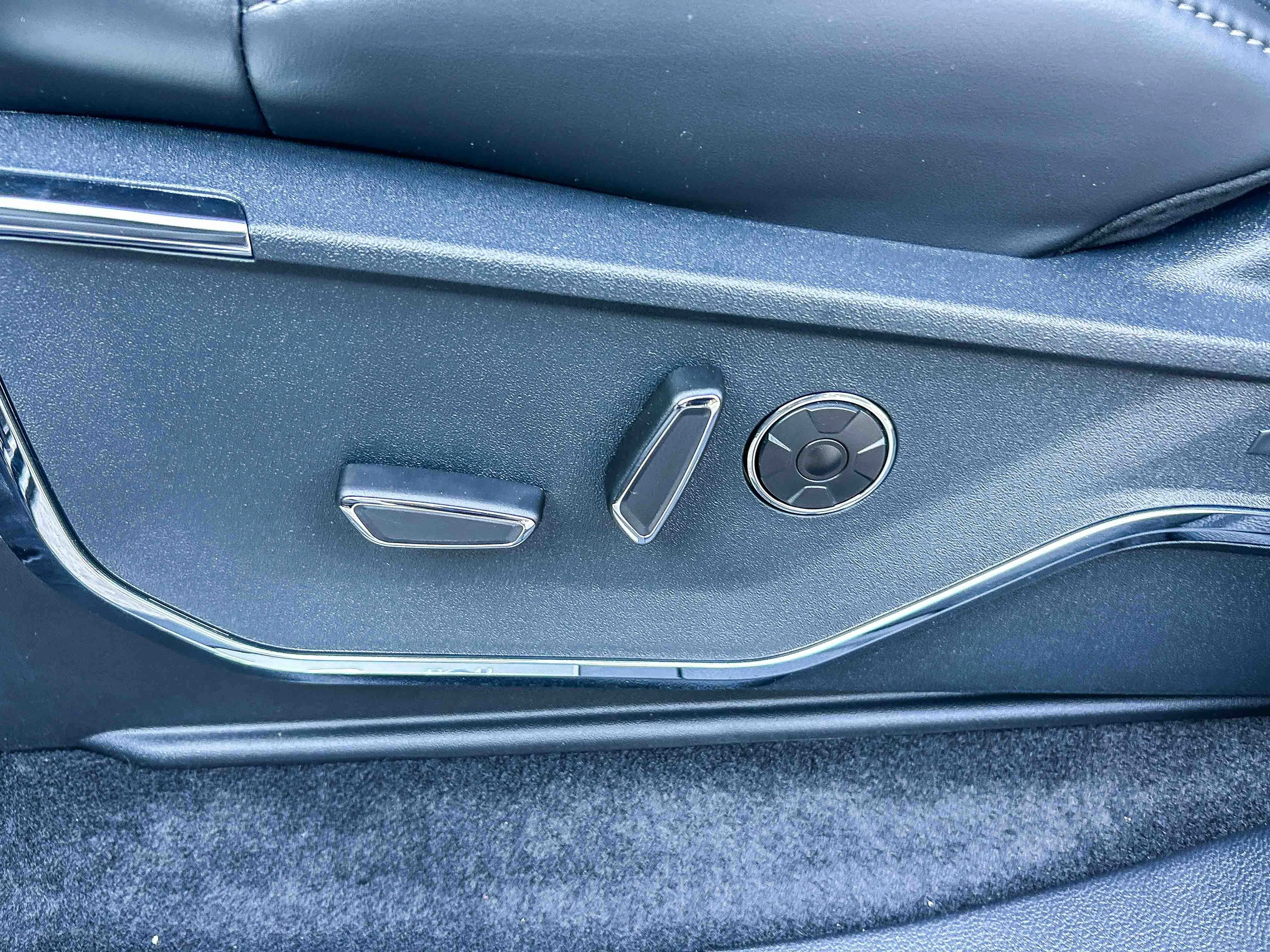New 2026 Antimatter Blue Metallic Ford Platinum® image 22