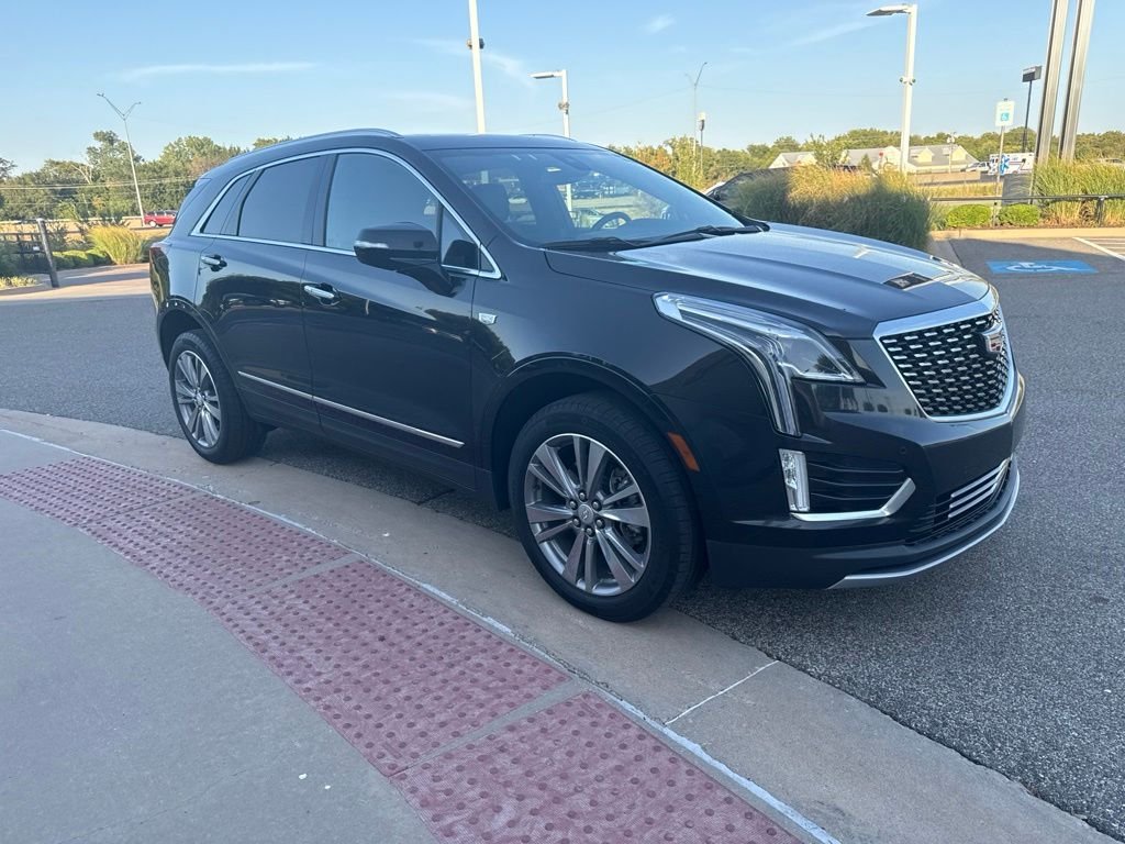 Used 2025 Black Cadillac Premium Luxury image 3