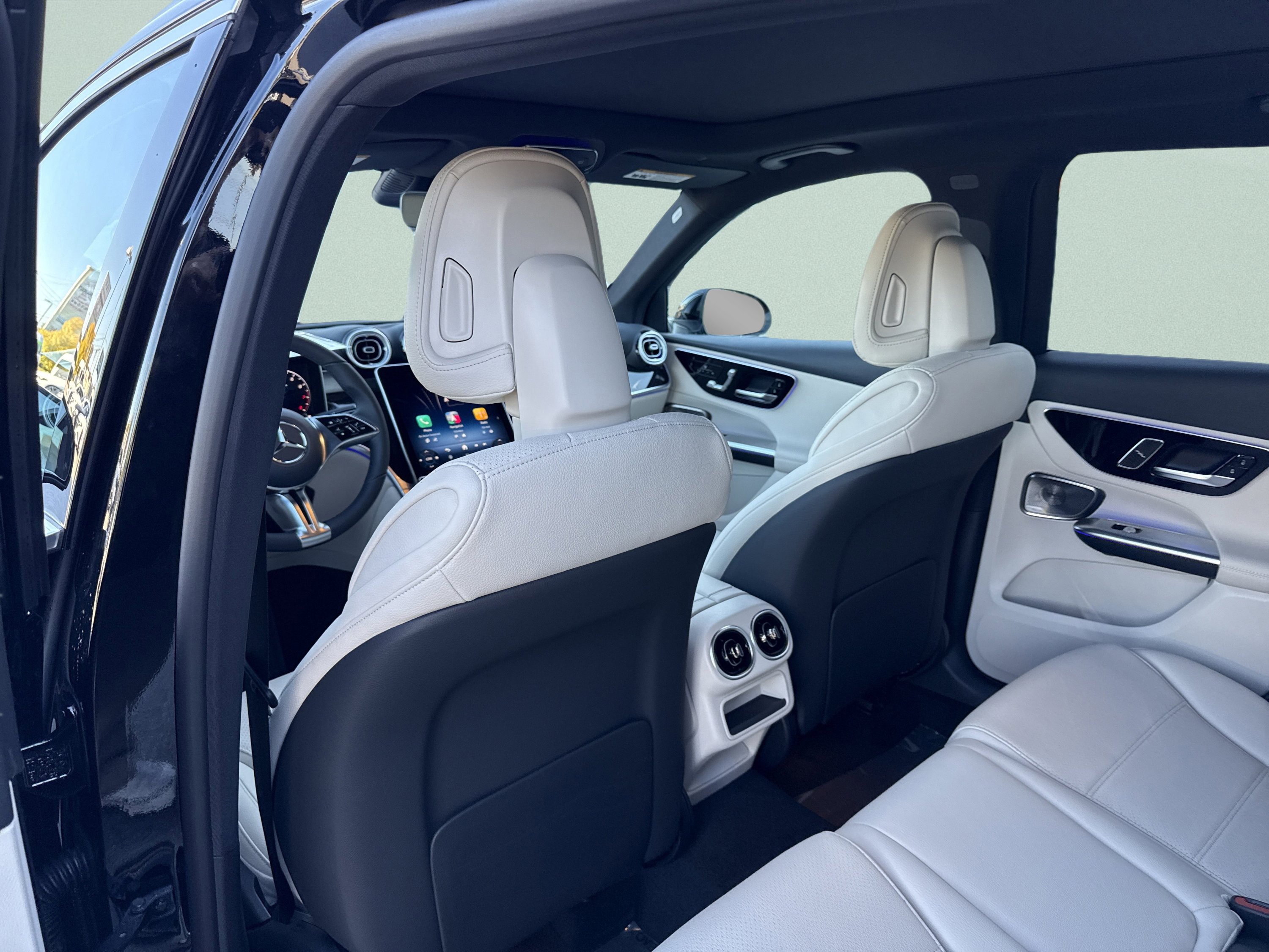 2026 Mercedes-Benz GLC Base - Photo 31