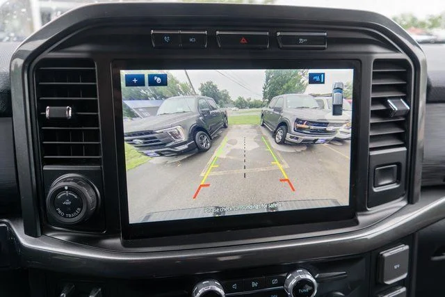 Used 2023 Gray Ford XLT image 27