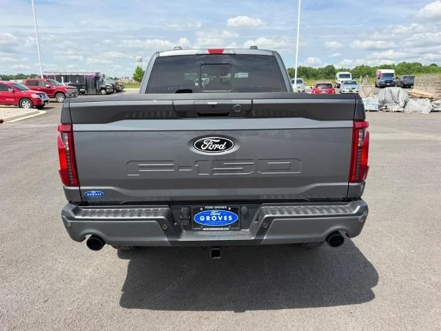New 2026 Carbonized Gray Metallic Ford XLT image 29