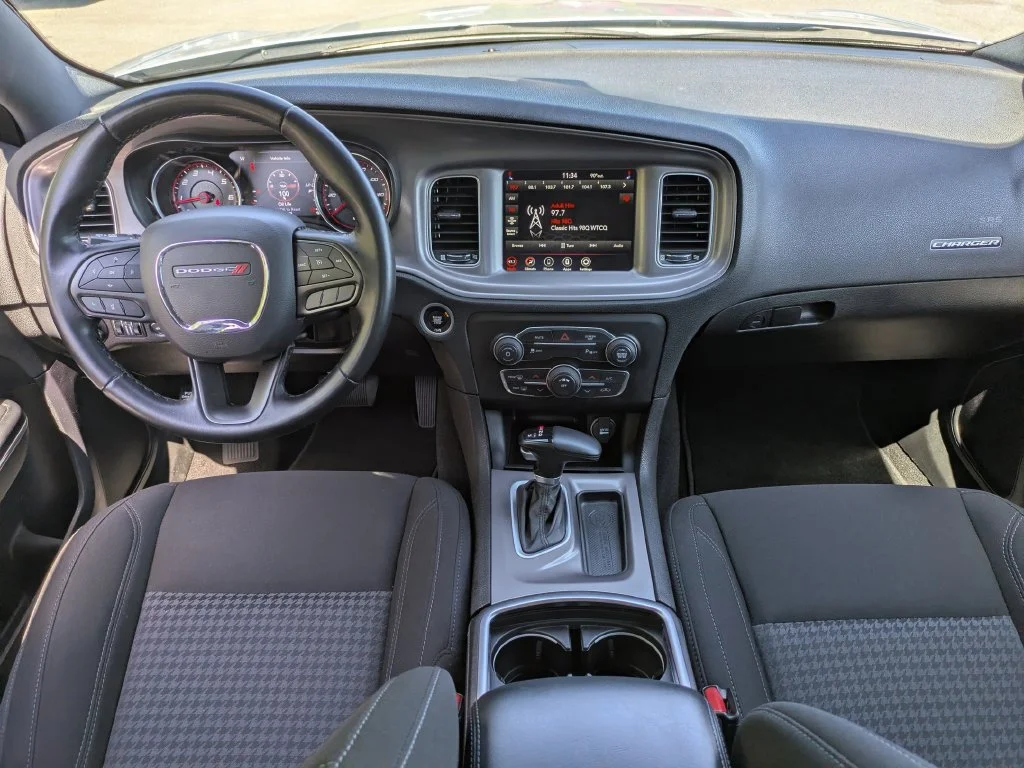 Used 2023 Silver Dodge SXT image 14