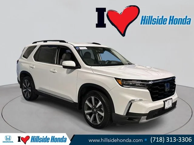 Certified Used 2023 Platinum White Pearl Honda AWD TRG image 7