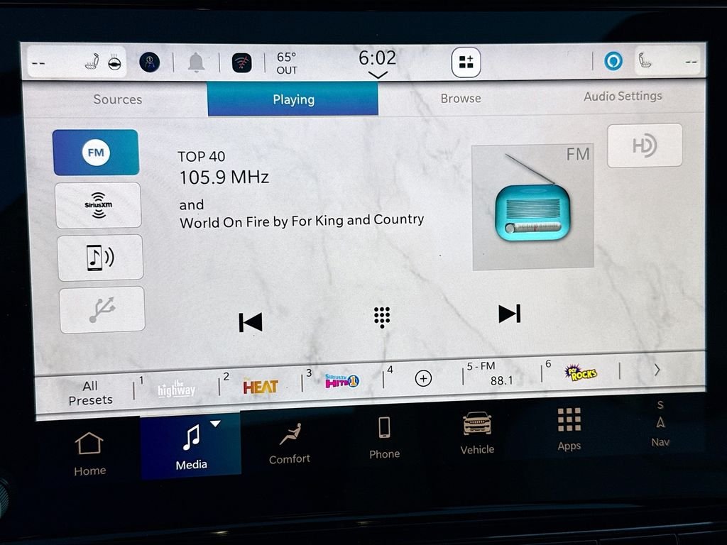 New 2026 Steel Blue Exterior Paint Jeep Limited Reserve image 19