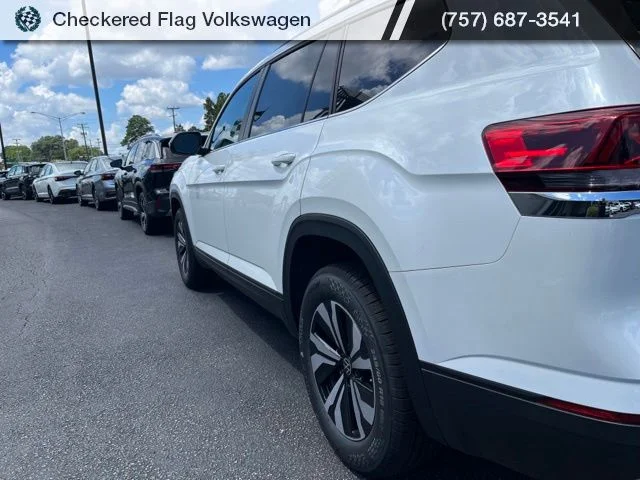 New 2026 White Volkswagen 2.0T SE image 8